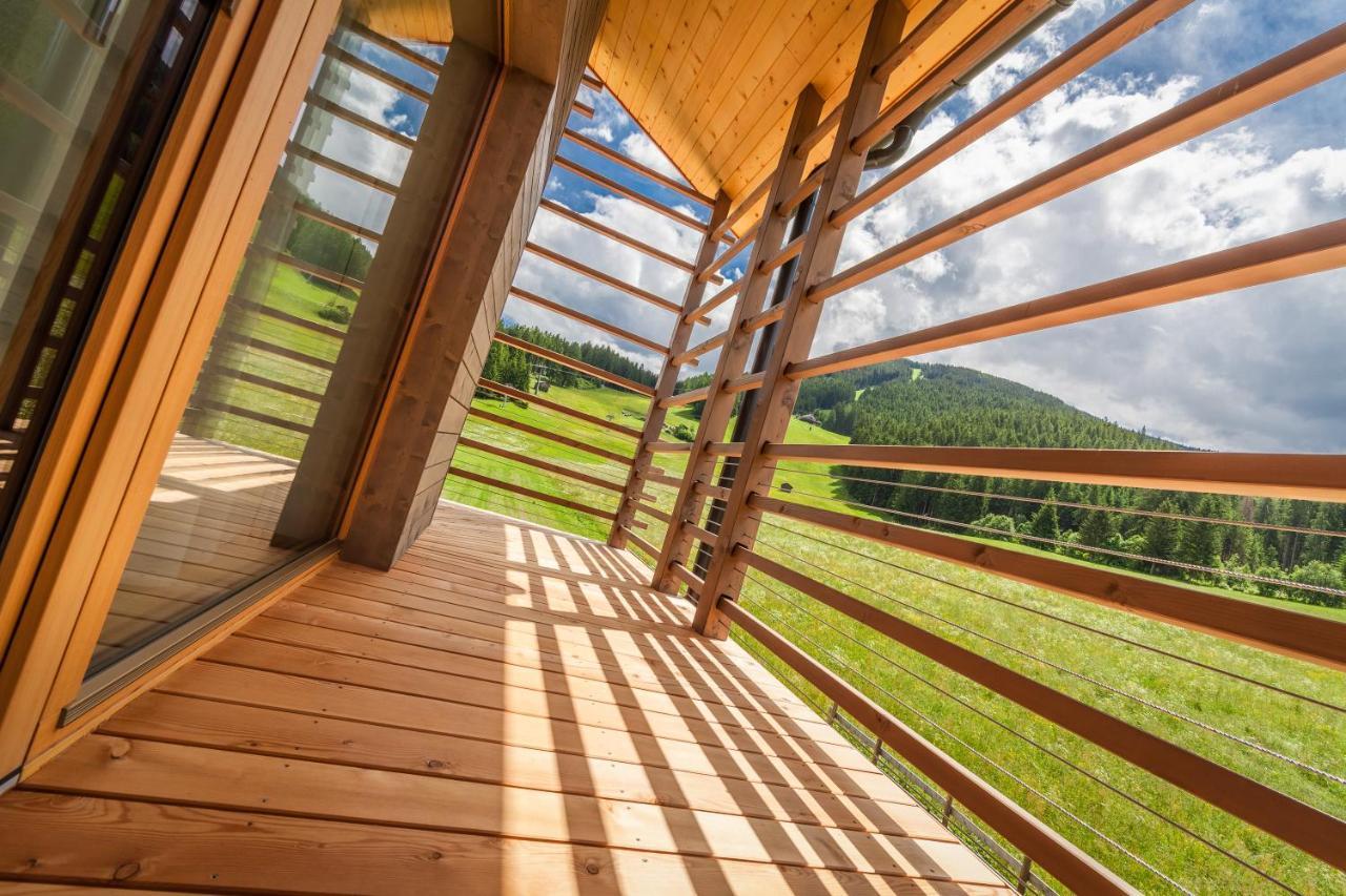 JOAS natur.hotel.b&b San Candido Bagian luar foto