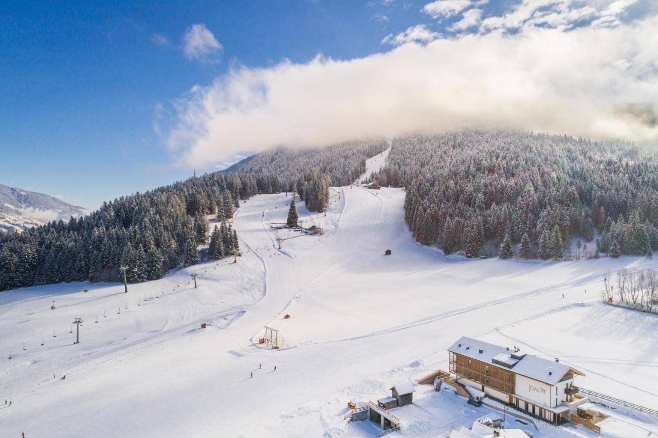JOAS natur.hotel.b&b San Candido Bagian luar foto